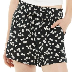 SO Black Floral High Waist Paperbag Women's Shorts - Size: Junior Large